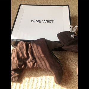 Nine West suede boot 👢 with small heel